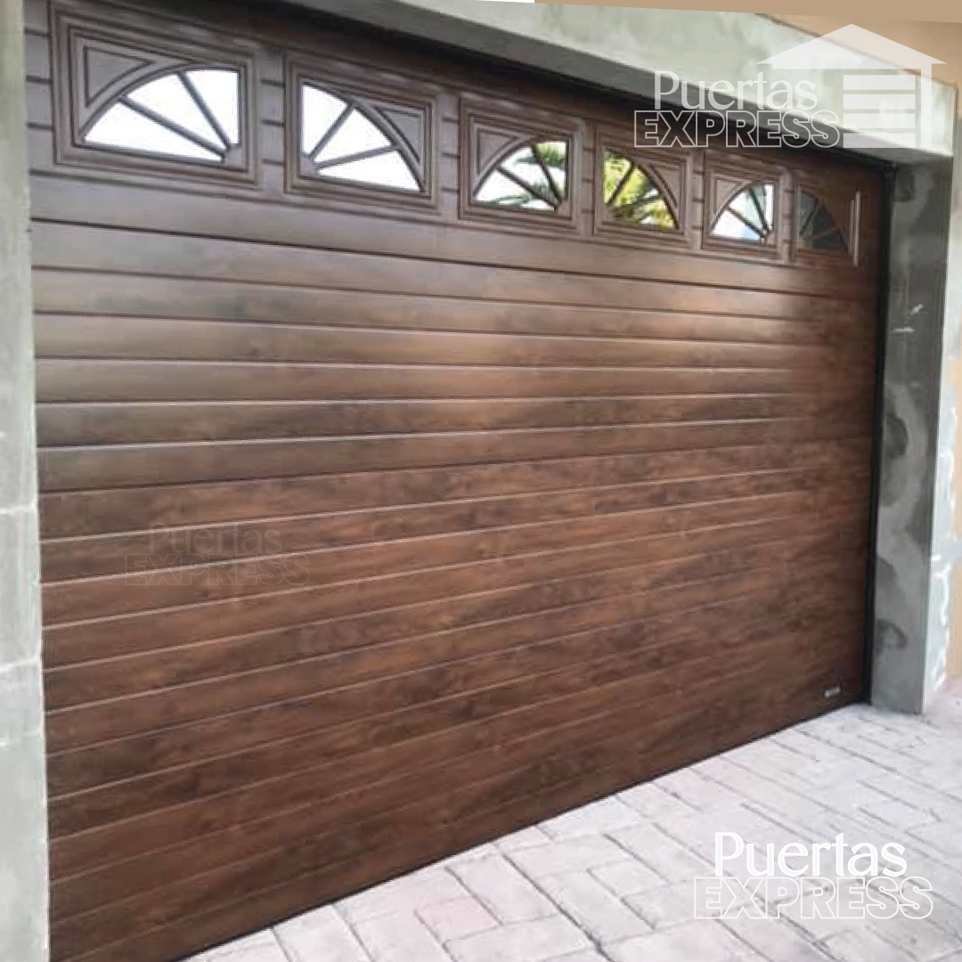 Portón tipo madera con promoción y descuento especial